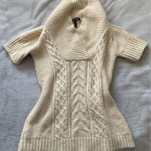 Vintage Y2K sweater tee